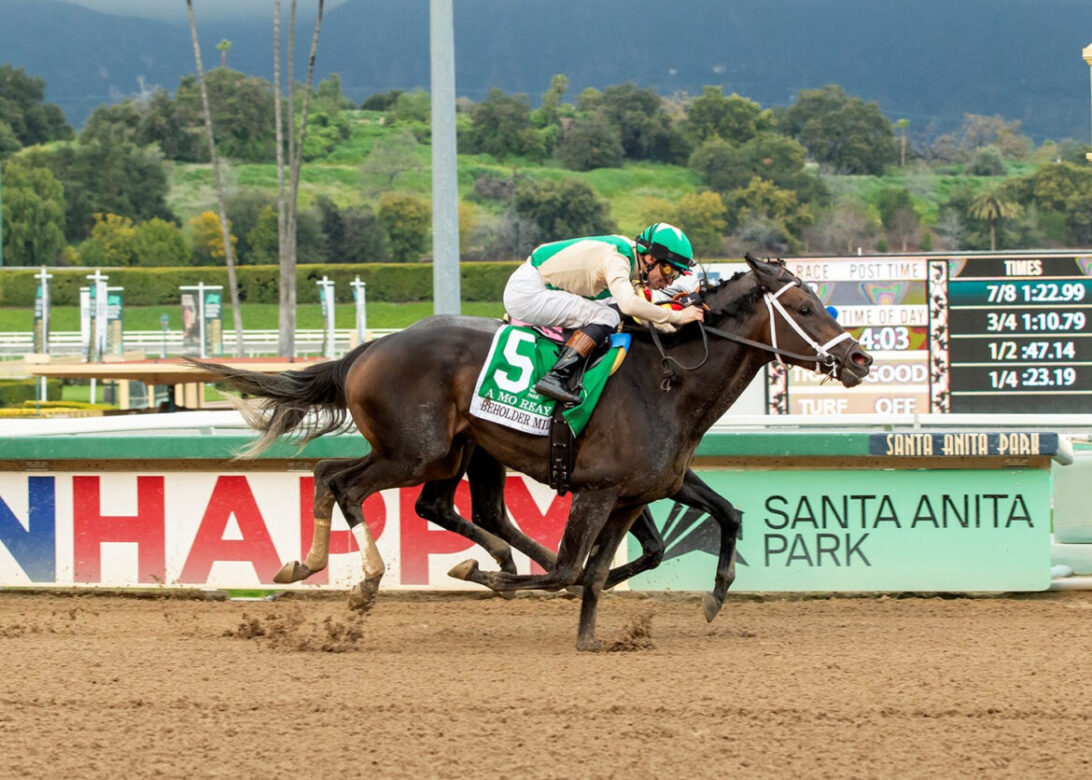 A Mo Reay, Horses, Uncle Mo, Beholder Stokes, sábado, 11 de marzo de 2023, Santa Anita Park. Foto: Benoit Photo