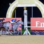 Hit Show defeats Mixto to win the Dubai World Cup. Photos Dubai Racing ClubLiesl King